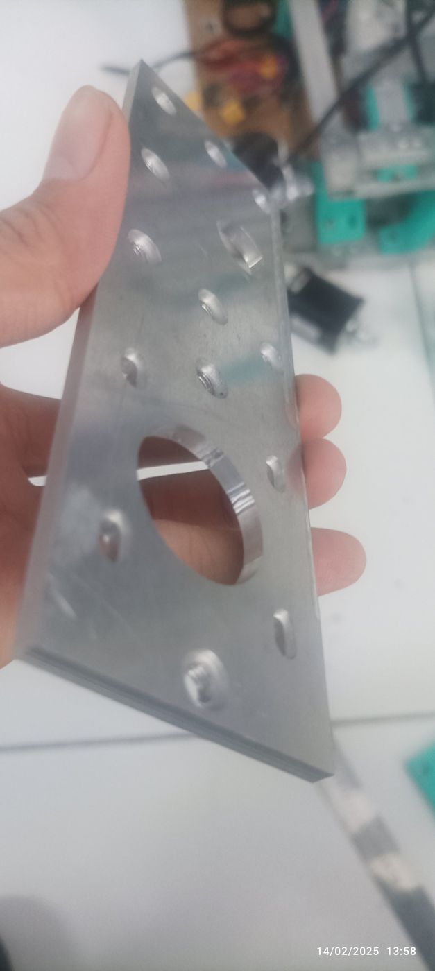 Finished milled aluminium plate